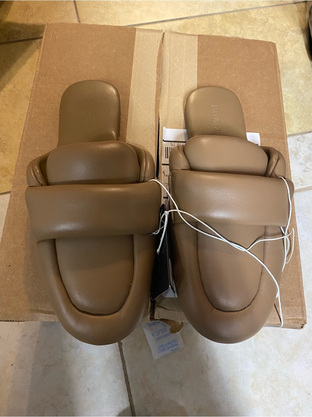 Forever 21 Padded Slide Sandals in Brown